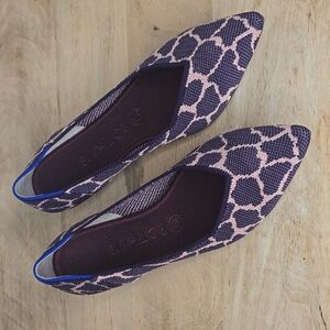 Rothy's The Point in Violet Giraffe, size 9